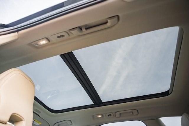 New 2026 Volvo XC60 B5 Ultra w/ Protection Package Premier image 34