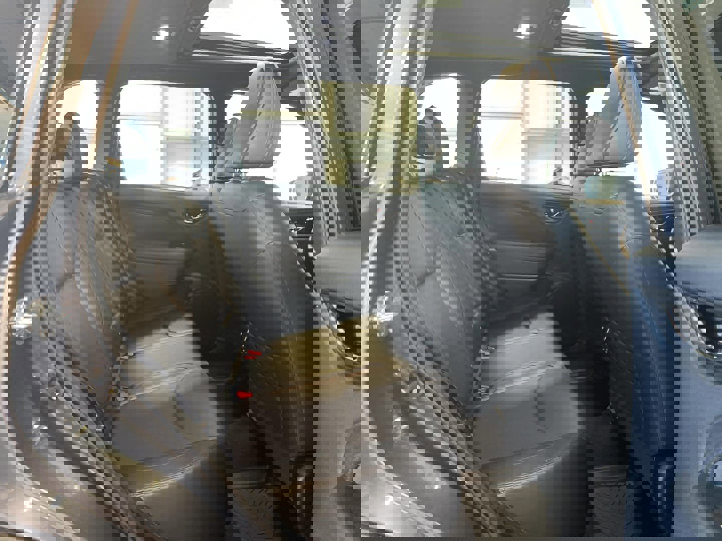 Used 2025 Subaru Forester Limited image 25