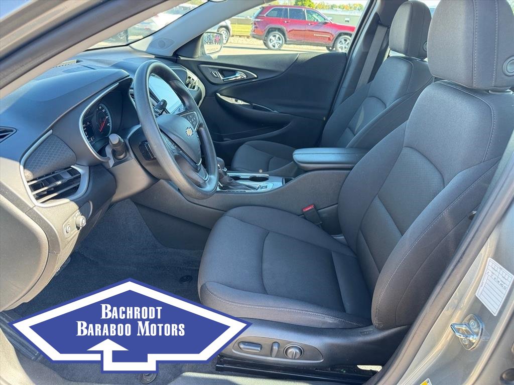 Used 2024 Chevrolet Malibu LT image 5