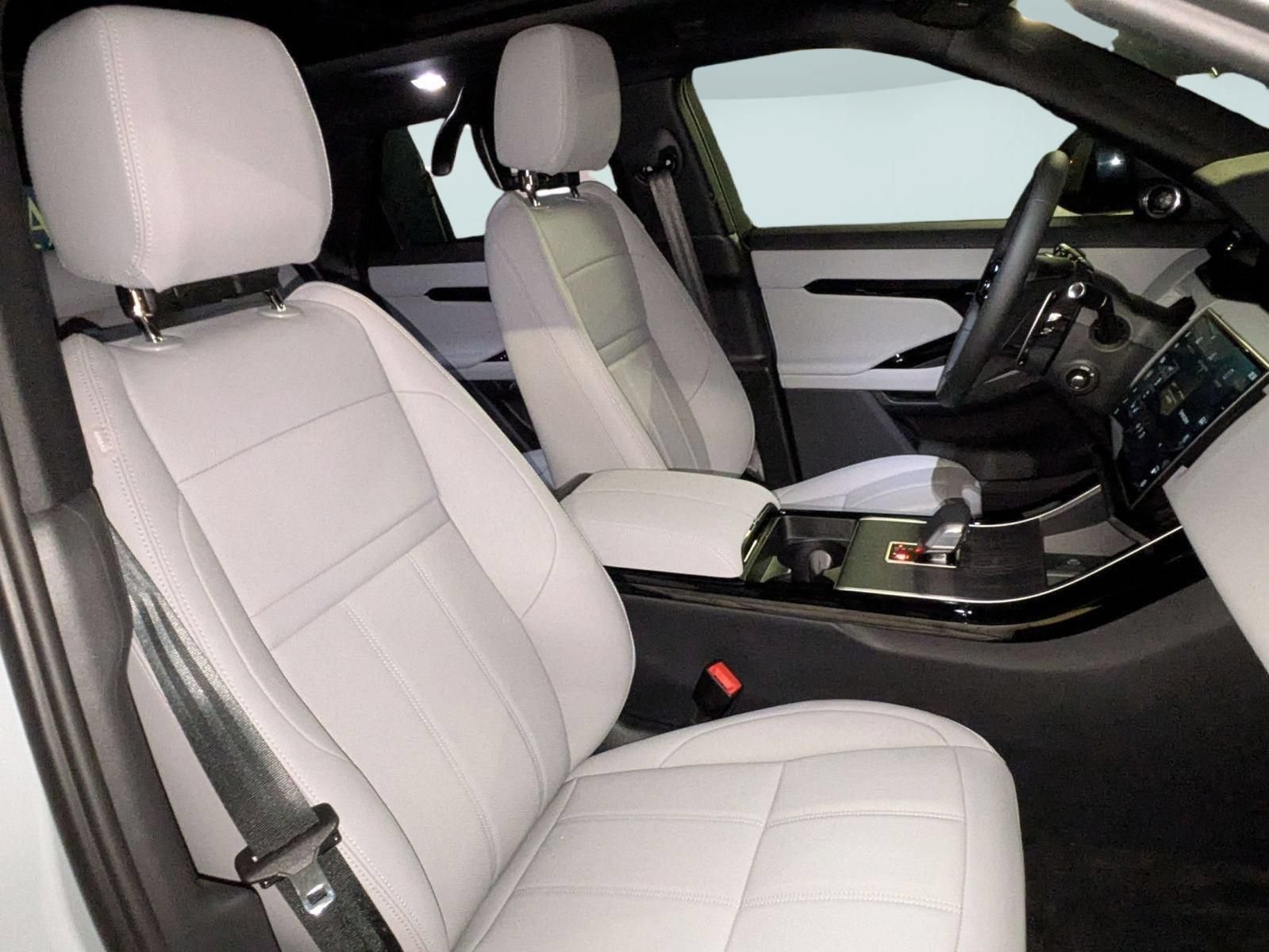 New 2026 Land Rover Range Rover Evoque S AWD/4WD image 30