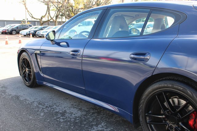 Used 2015 Porsche Panamera 4 image 46