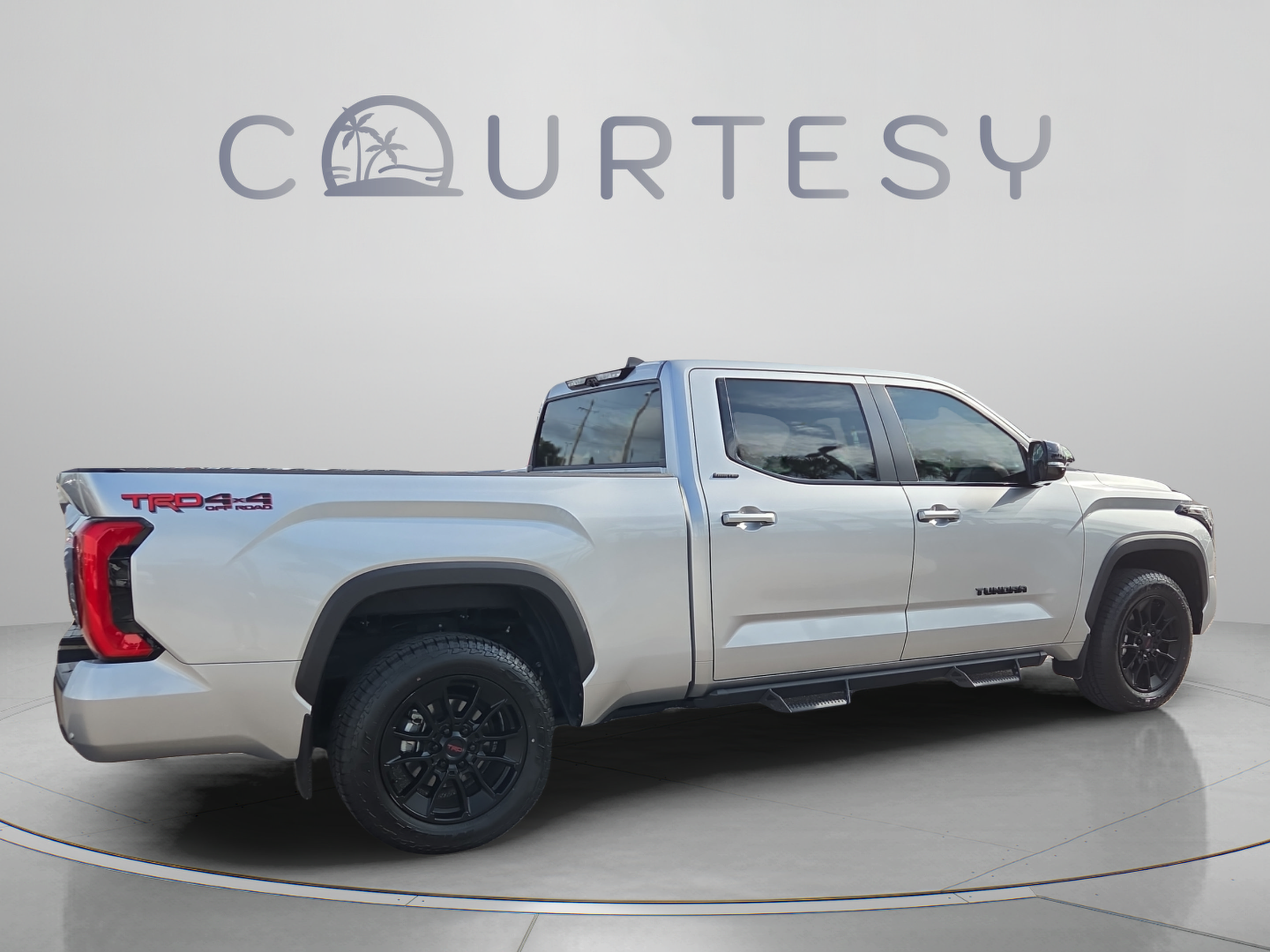Certified 2025 Toyota Tundra Limited w/ TRD Off-Road Package AWD/4WD image 5