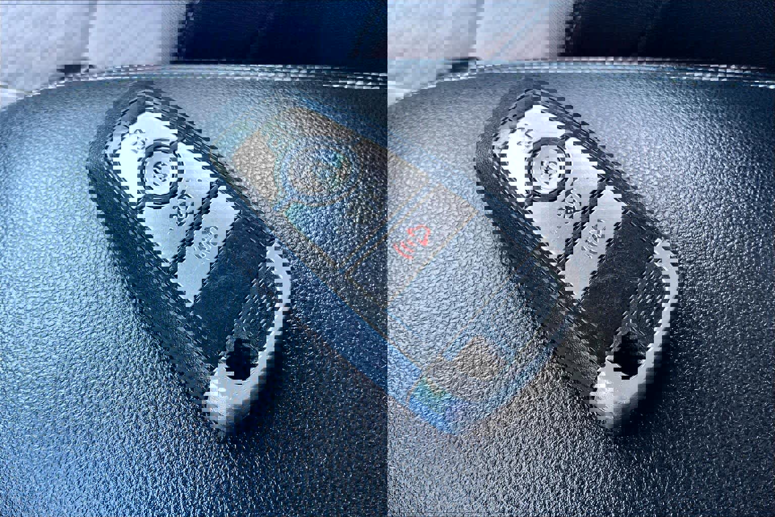 Used 2022 Ford Escape SE w/ SE Sport Appearance Package image 15