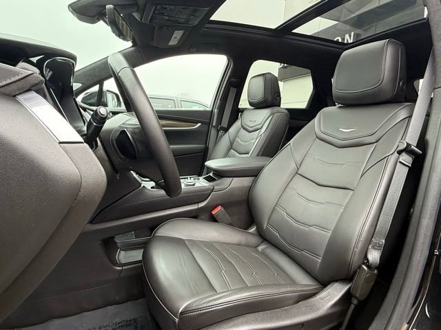 Used 2023 Cadillac XT5 Premium Luxury w/ Platinum Package image 12