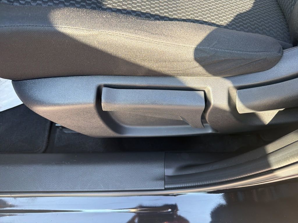 Used 2020 Nissan Rogue Sport S AWD/4WD image 22