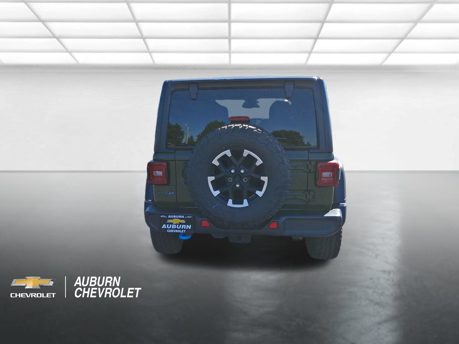 Used 2024 Jeep Wrangler Unlimited Rubicon 4xe AWD/4WD image 5