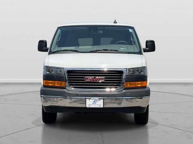 Used 2025 GMC Savana 3500 LT w/ LT Preferred Equipment Group RWD image 2