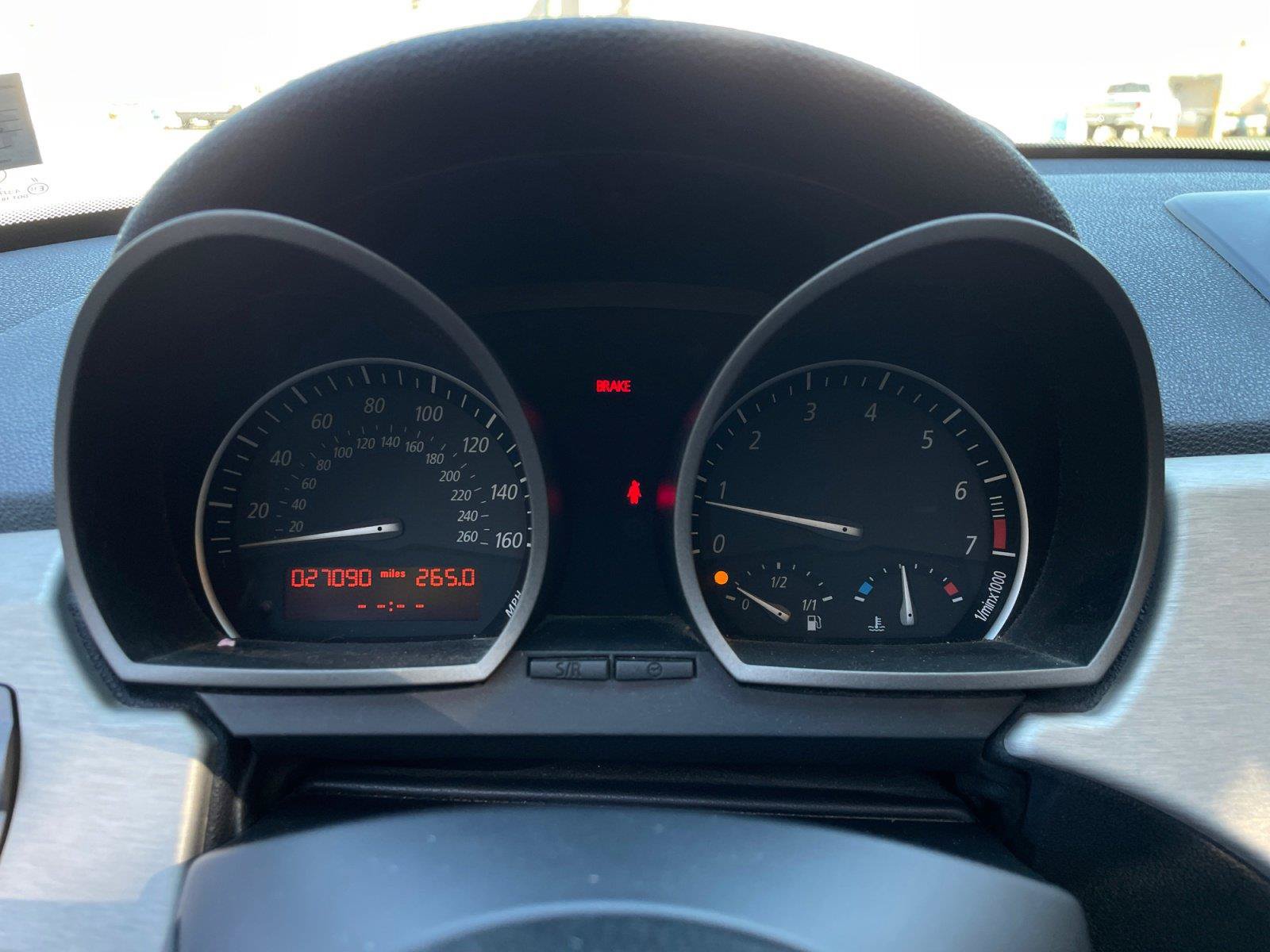 Used 2003 BMW Z4 2.5i RWD image 25