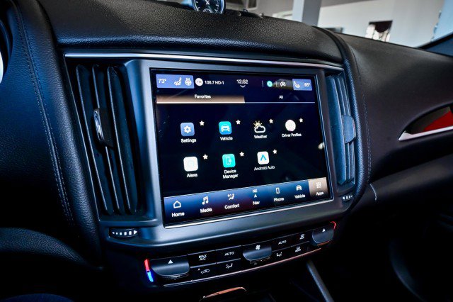 Used 2022 Maserati Levante GT image 43