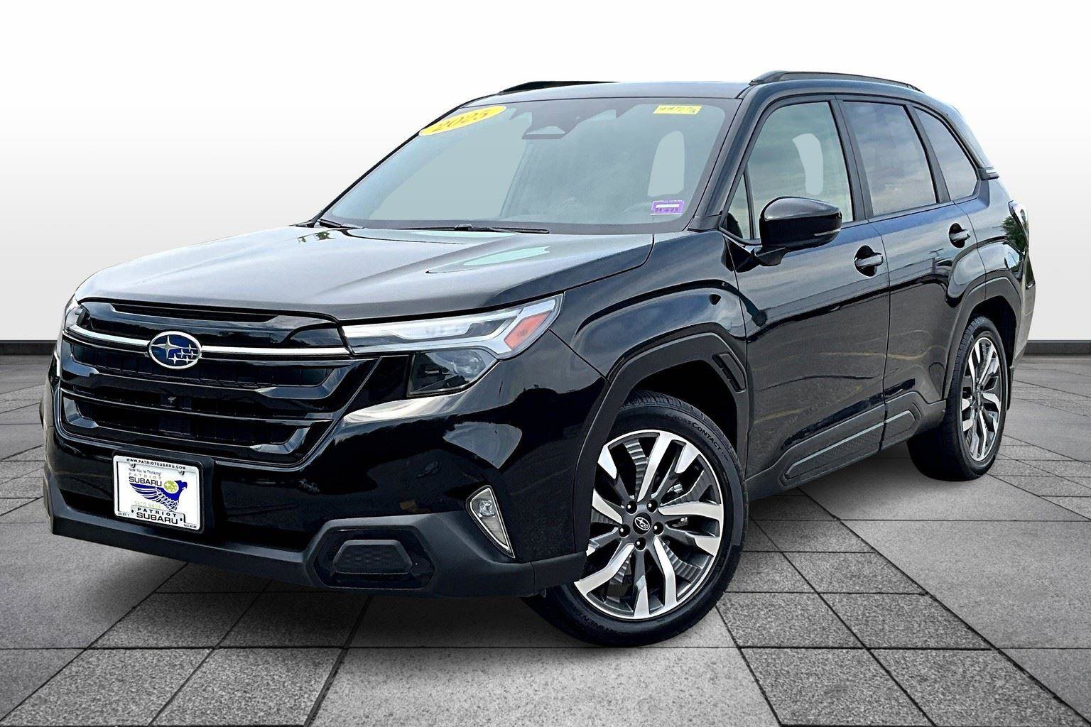 Used 2025 Subaru Forester Touring image 11