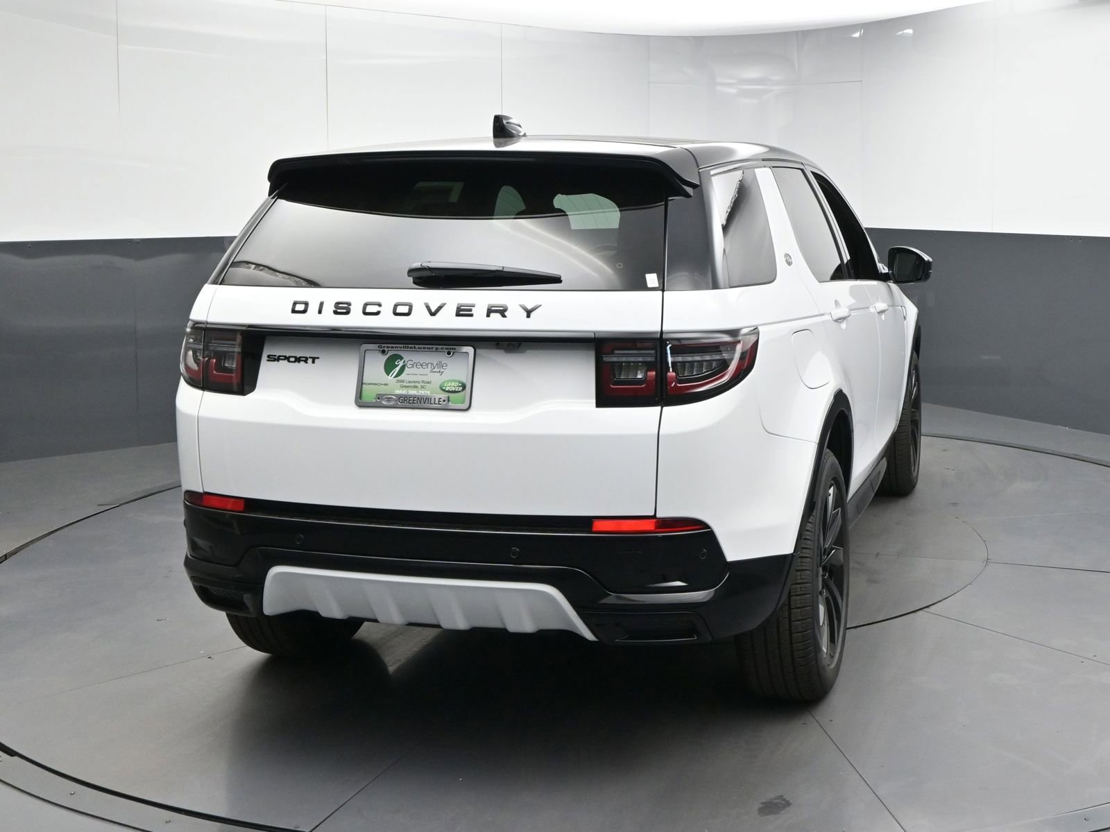New 2025 Land Rover Discovery Sport Dynamic SE image 22