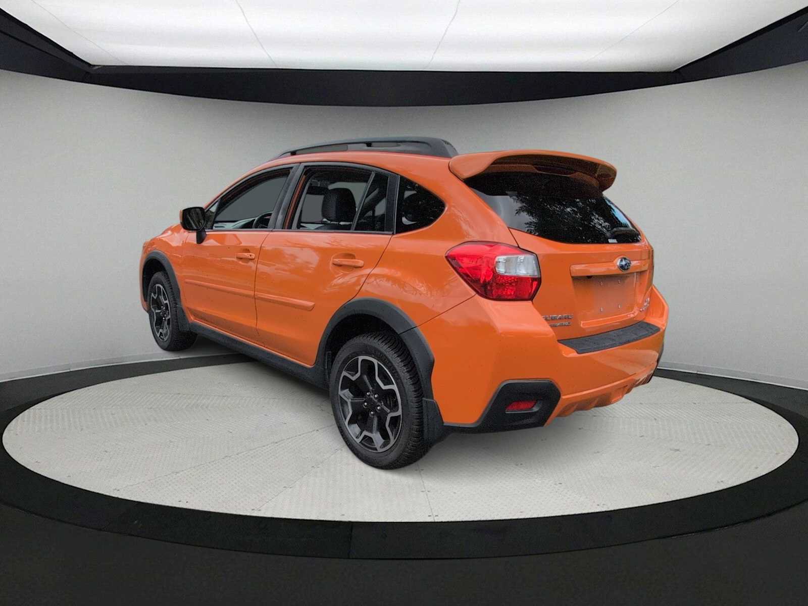 Used 2014 Subaru Crosstrek 2.0i Limited AWD/4WD image 6