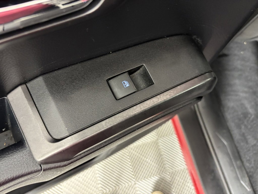 Used 2017 Toyota Tacoma TRD Off-Road w/ Tow Package image 41