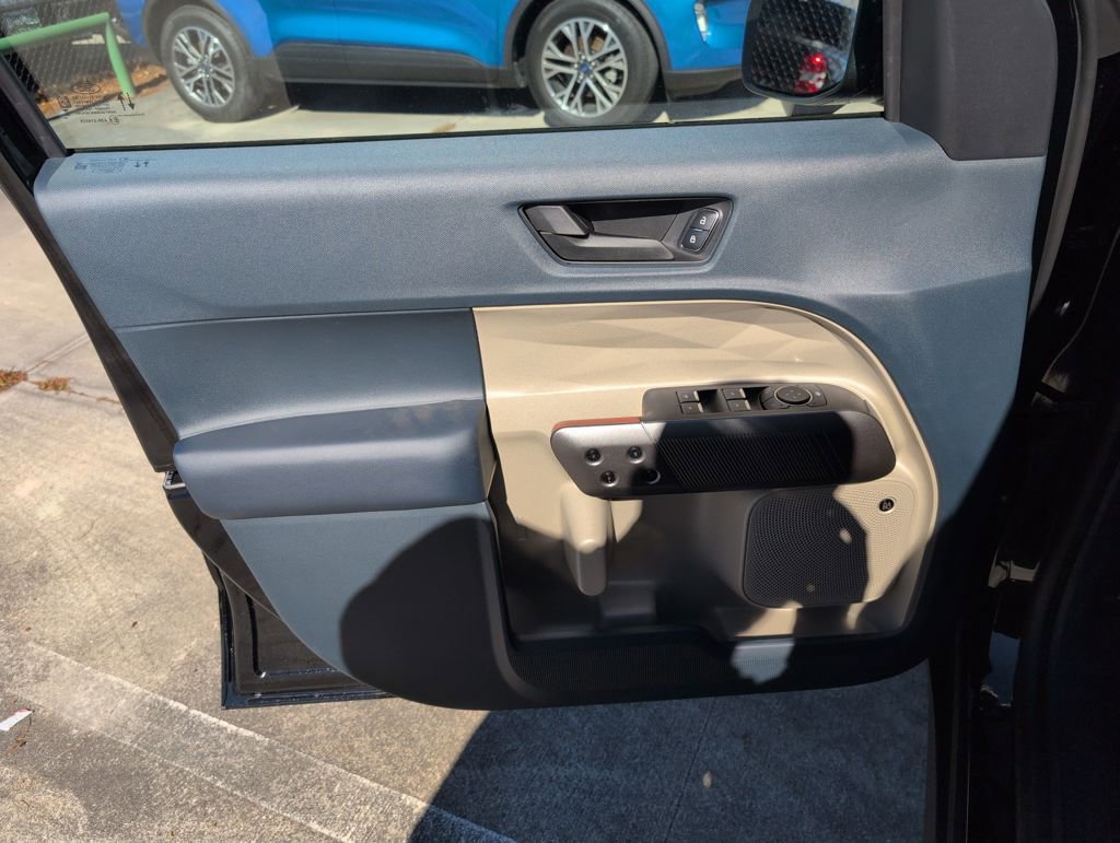 New 2026 Ford Maverick Lariat w/ 4K Tow Package AWD/4WD image 26