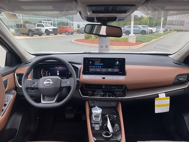 New 2026 Nissan Rogue Platinum AWD/4WD image 16