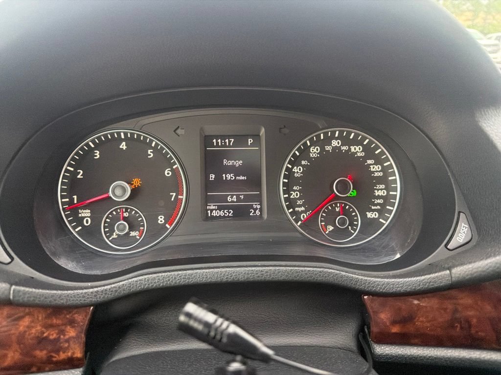 Used 2012 Volkswagen Passat 2.5 SEL Premium FWD image 13