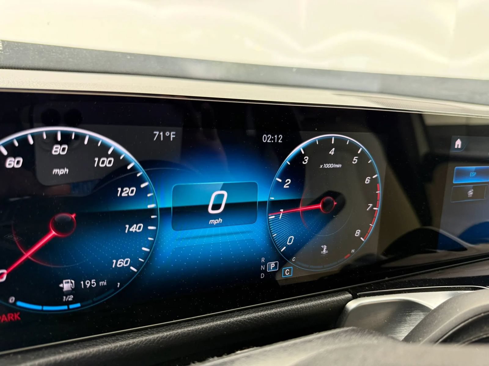 Used 2022 Mercedes-Benz GLB 250 4MATIC image 30