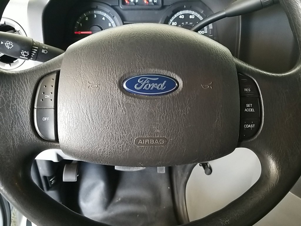 Used 2015 Ford E-450 and Econoline 450 Super Duty w/ Power Windows & Locks Group image 22