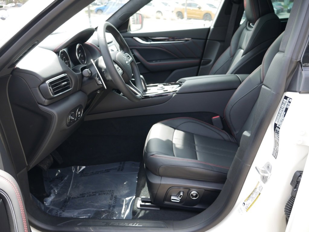 Used 2024 Maserati Levante Modena Ultima image 28