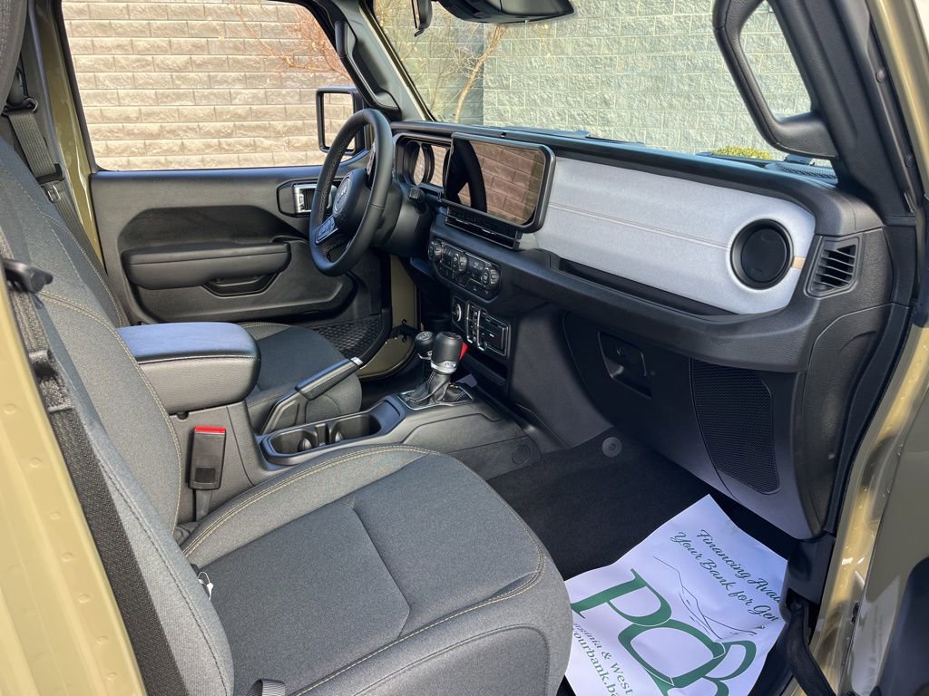 New 2026 Jeep Gladiator Sport image 12