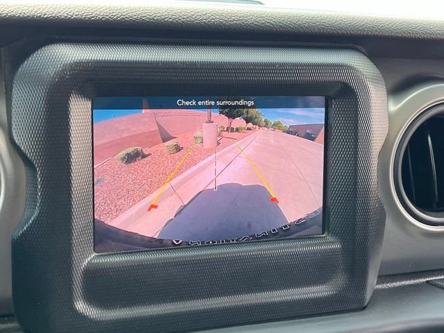 Used 2023 Jeep Wrangler Unlimited AWD/4WD image 16