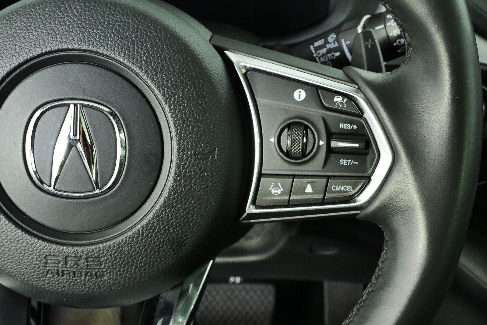 Used 2023 Acura MDX w/ Technology Package AWD/4WD image 12