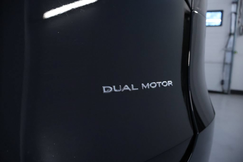 Used 2021 Tesla Model Y Long Range AWD/4WD image 10