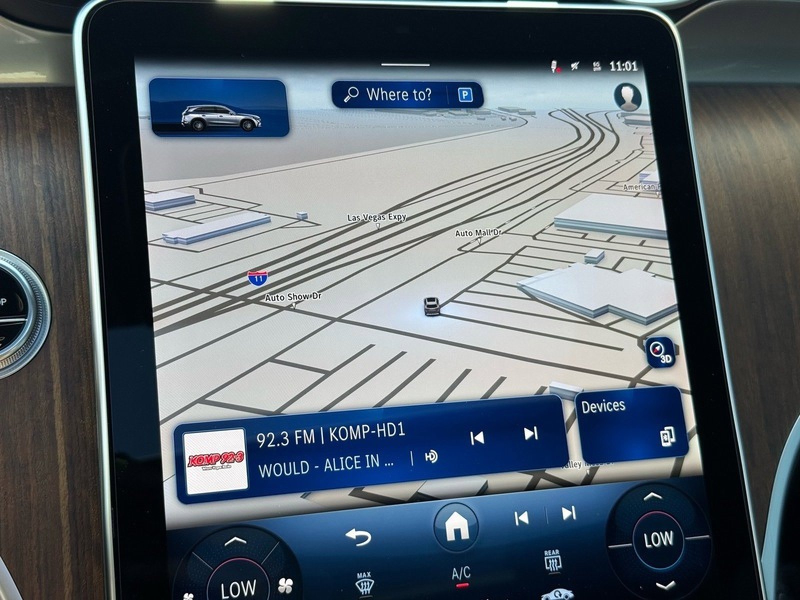 Certified 2025 Mercedes-Benz GLC 300 4MATIC image 30