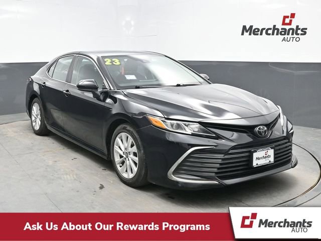 Used 2023 Toyota Camry LE FWD image 1