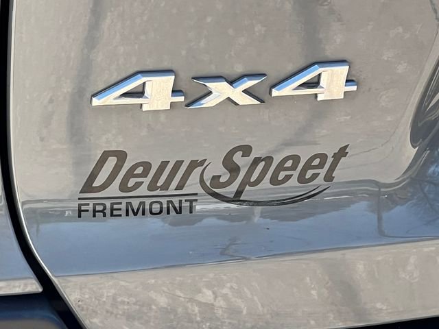 Used 2022 Jeep Cherokee Limited image 2