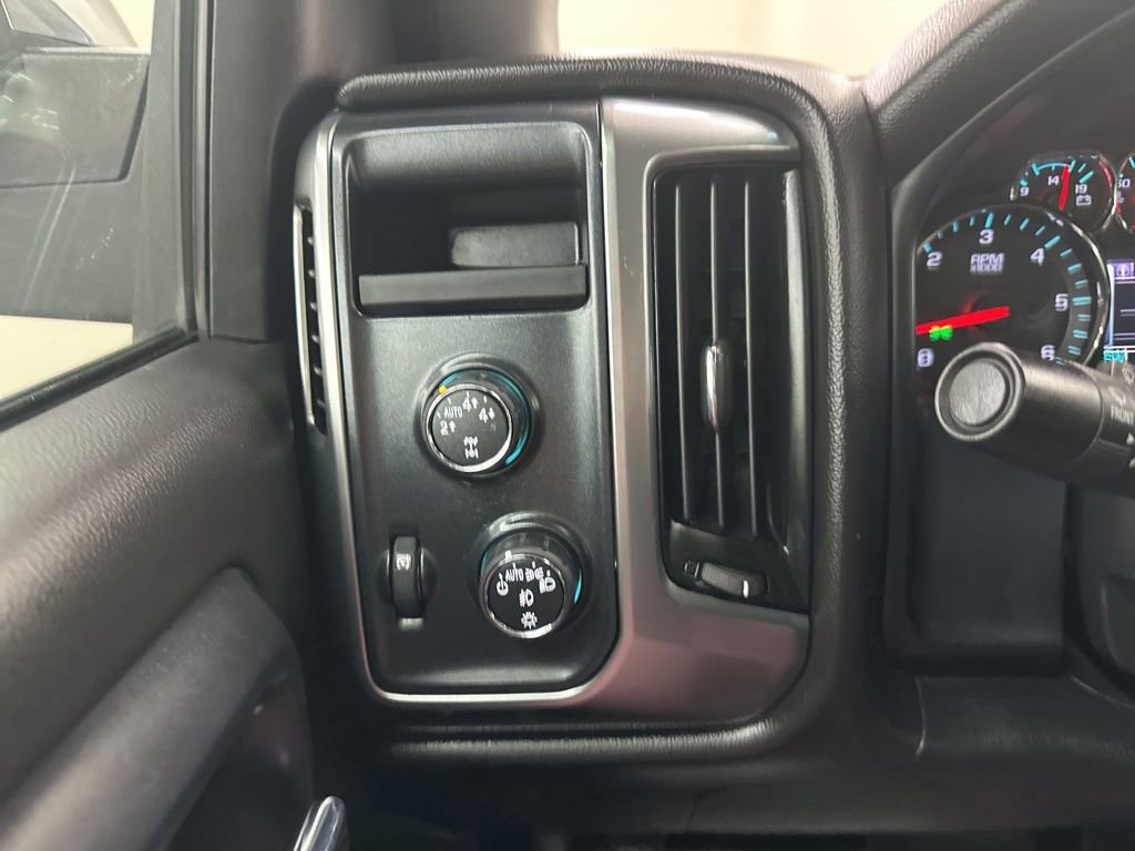 Used 2014 Chevrolet Silverado 1500 LT w/ All Star Edition image 38