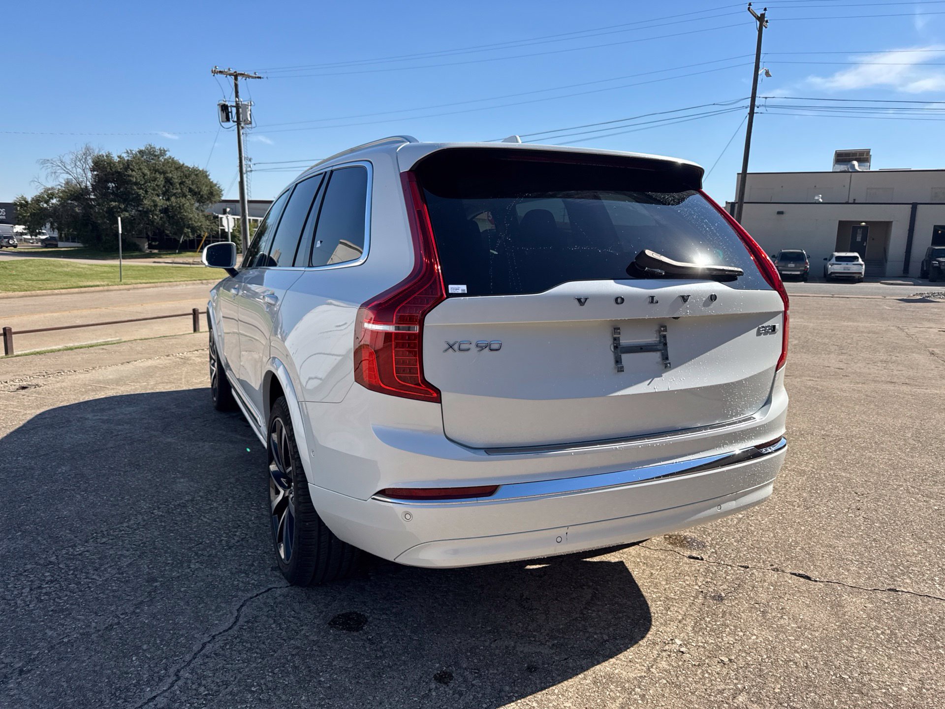 Used 2023 Volvo XC90 B5 Plus w/ Protection Package Premier AWD/4WD image 7