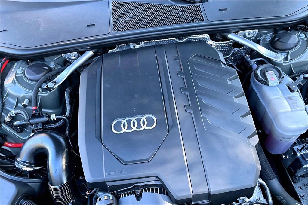 Used 2025 Audi A6 Premium Plus image 30