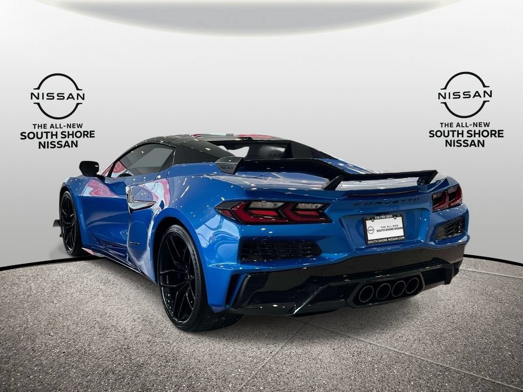 Used 2026 Chevrolet Corvette Z06 w/ Z07 Performance Package RWD image 5