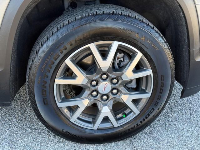 Certified 2023 GMC Acadia SLE w/ Driver Convenience Package image 7