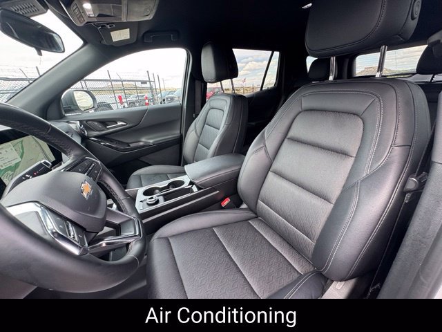 Used 2026 Chevrolet Equinox LT w/ Convenience Package II AWD/4WD image 16