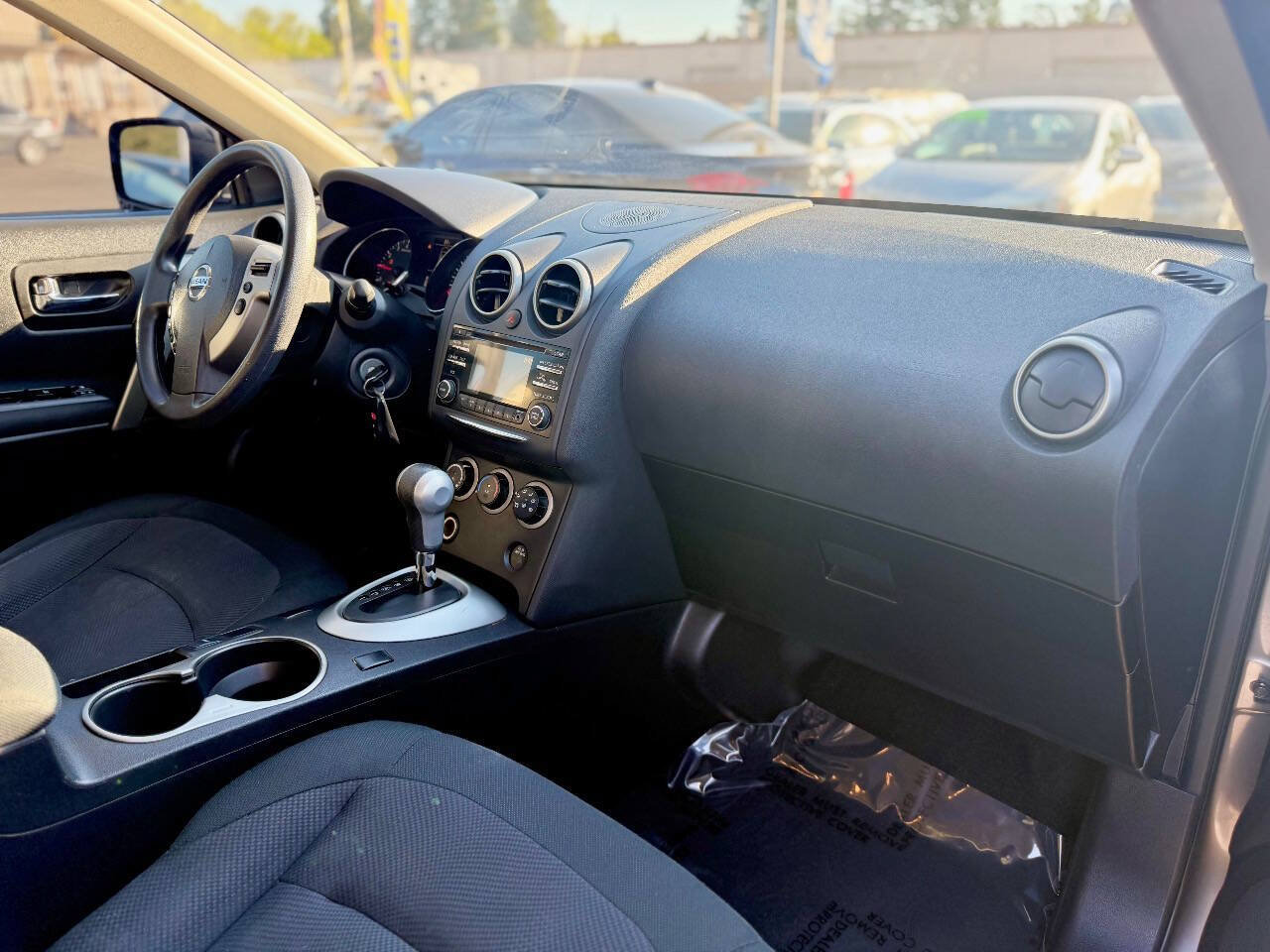 Used 2015 Nissan Rogue S w/ Convenience Package FWD image 7