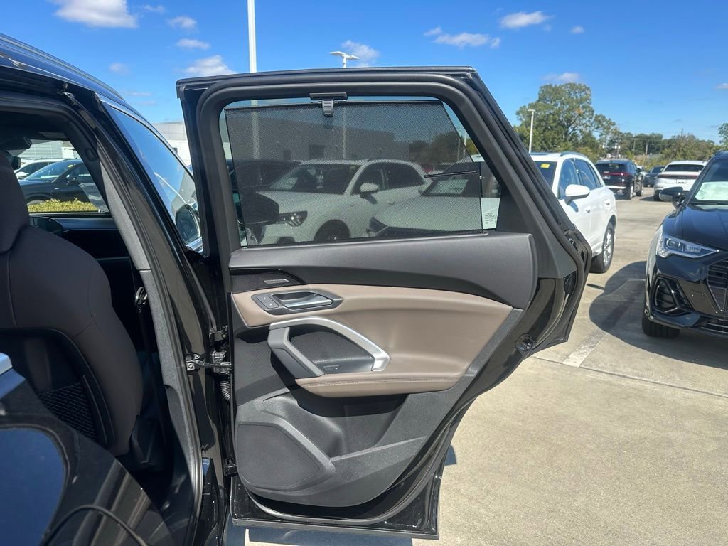 New 2025 Audi Q5 Premium Plus image 30