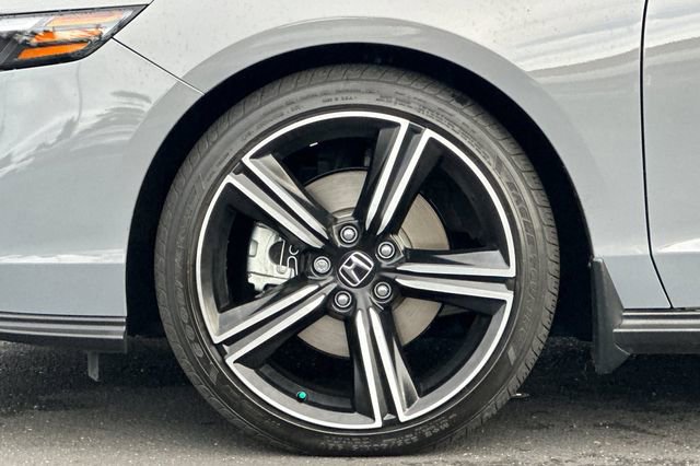 Used 2024 Honda Accord Sport image 27