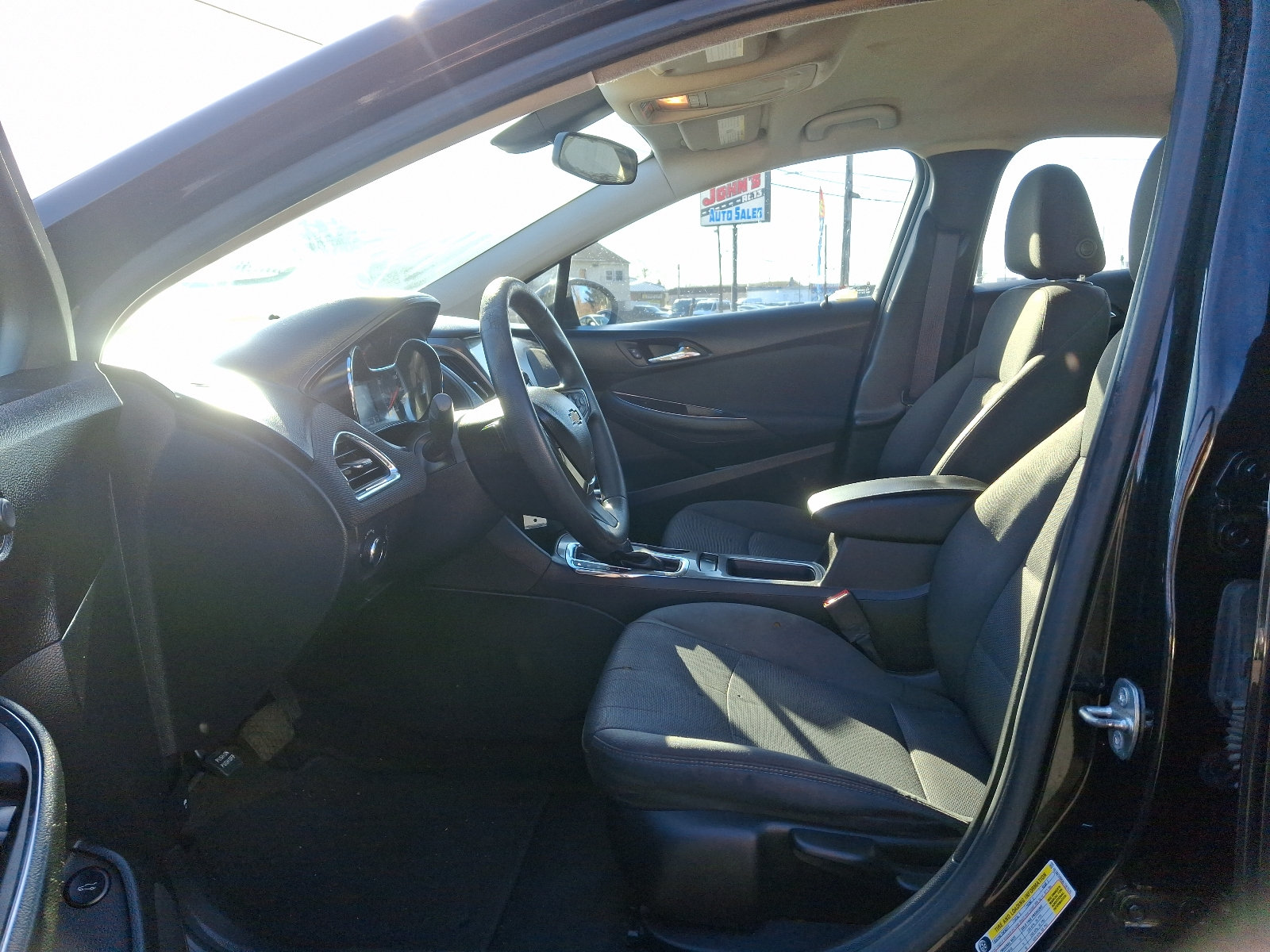 Used 2016 Chevrolet Cruze LT FWD image 13