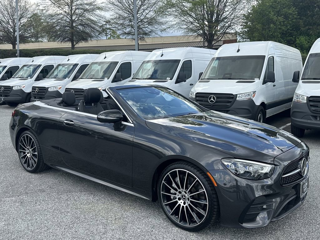 Used 2023 Mercedes-Benz E 450 4MATIC Cabriolet image 2
