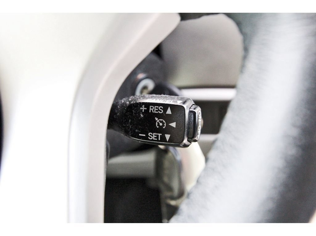 Used 2014 Toyota Sequoia SR5 RWD image 12