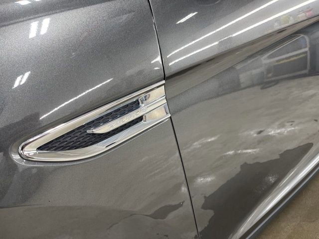 Used 2016 Ford Taurus SEL w/ Equipment Group 201A AWD/4WD image 11