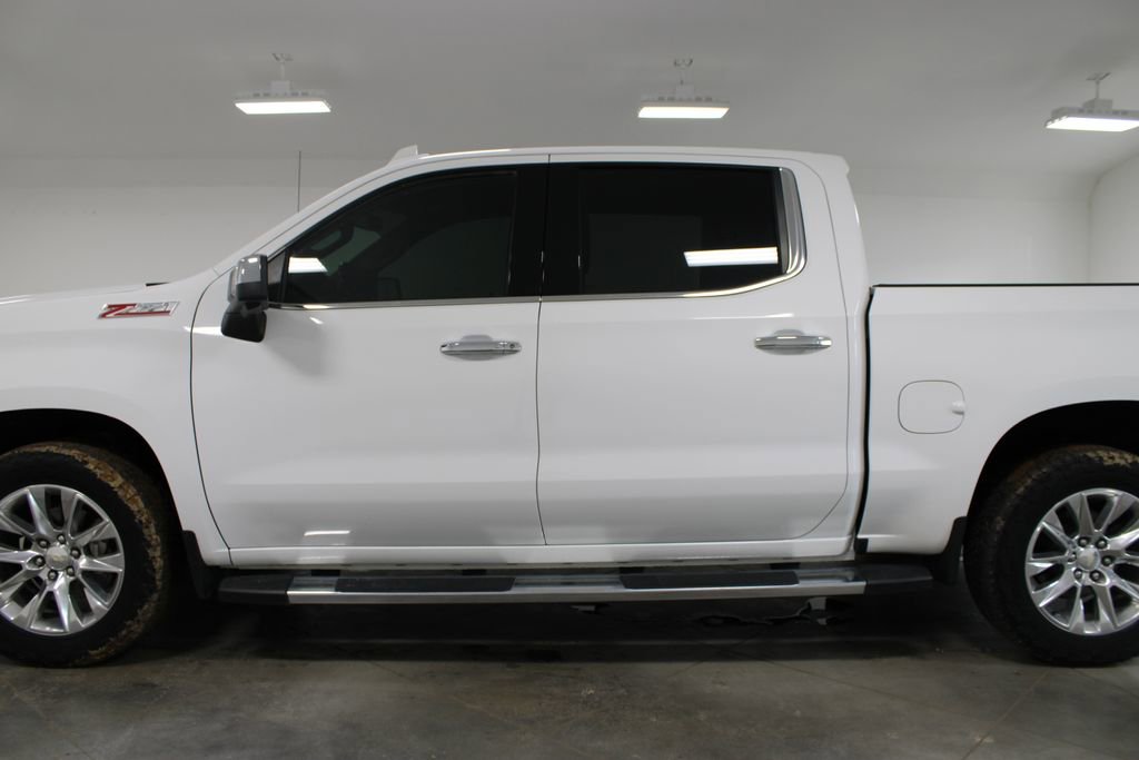 Used 2022 Chevrolet Silverado 1500 LTZ AWD/4WD image 6