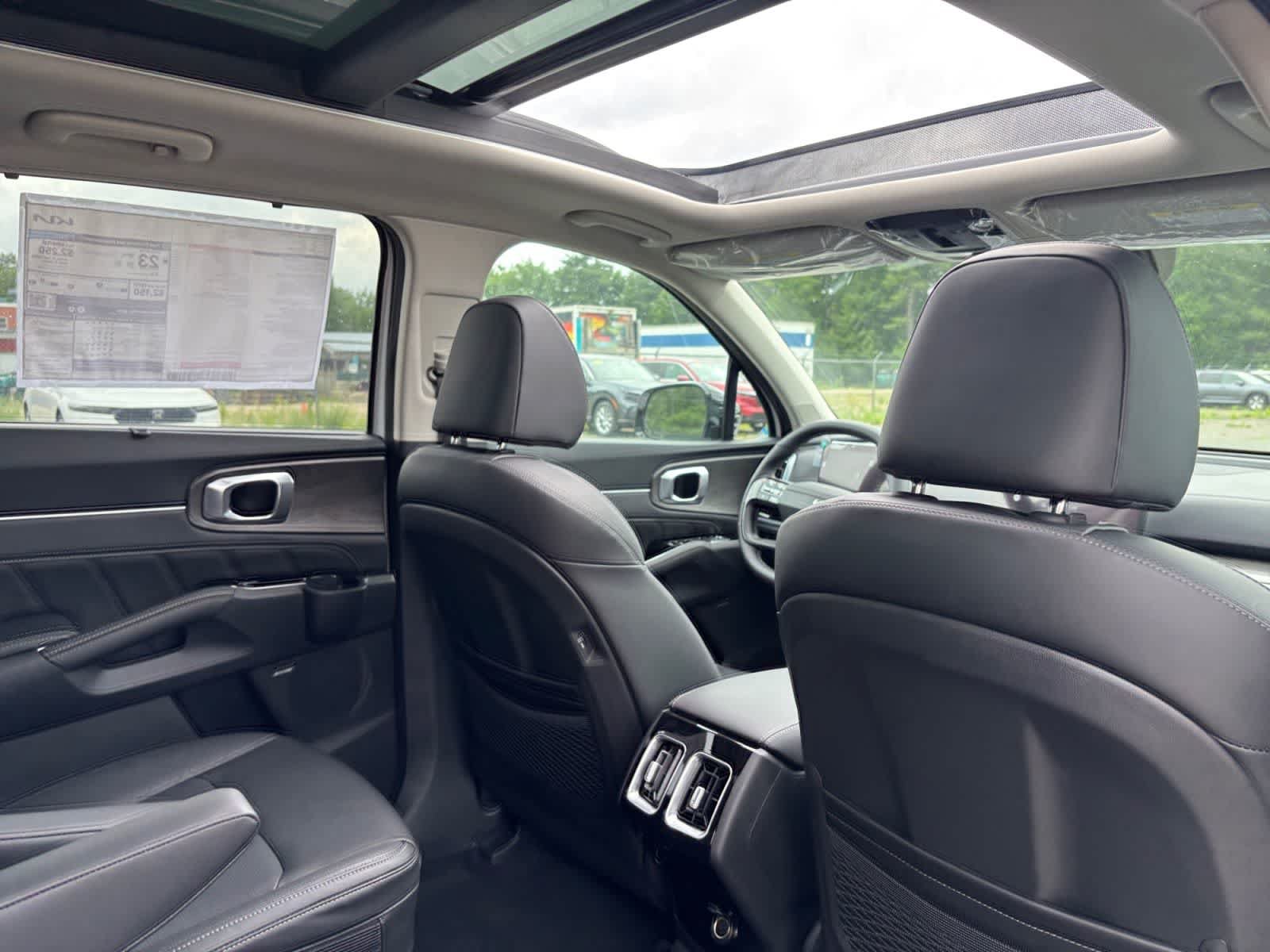 New 2026 Kia Sorento SX AWD/4WD image 18