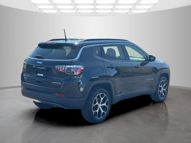 Certified 2024 Jeep Compass Limited AWD/4WD image 7
