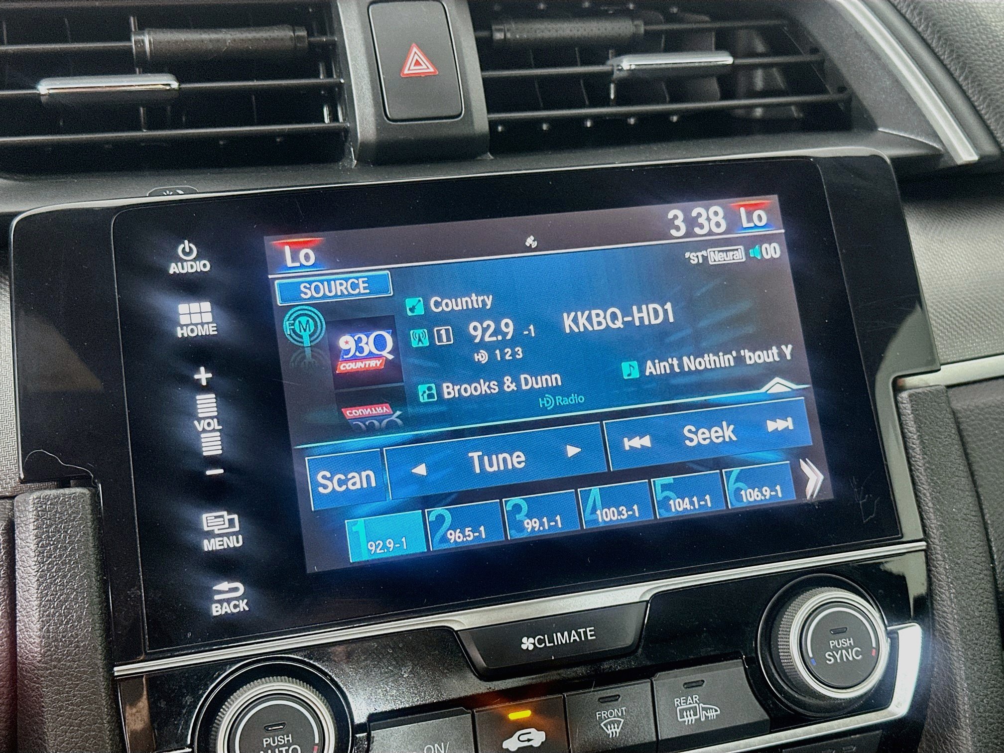 Used 2018 Honda Civic EX-L image 19