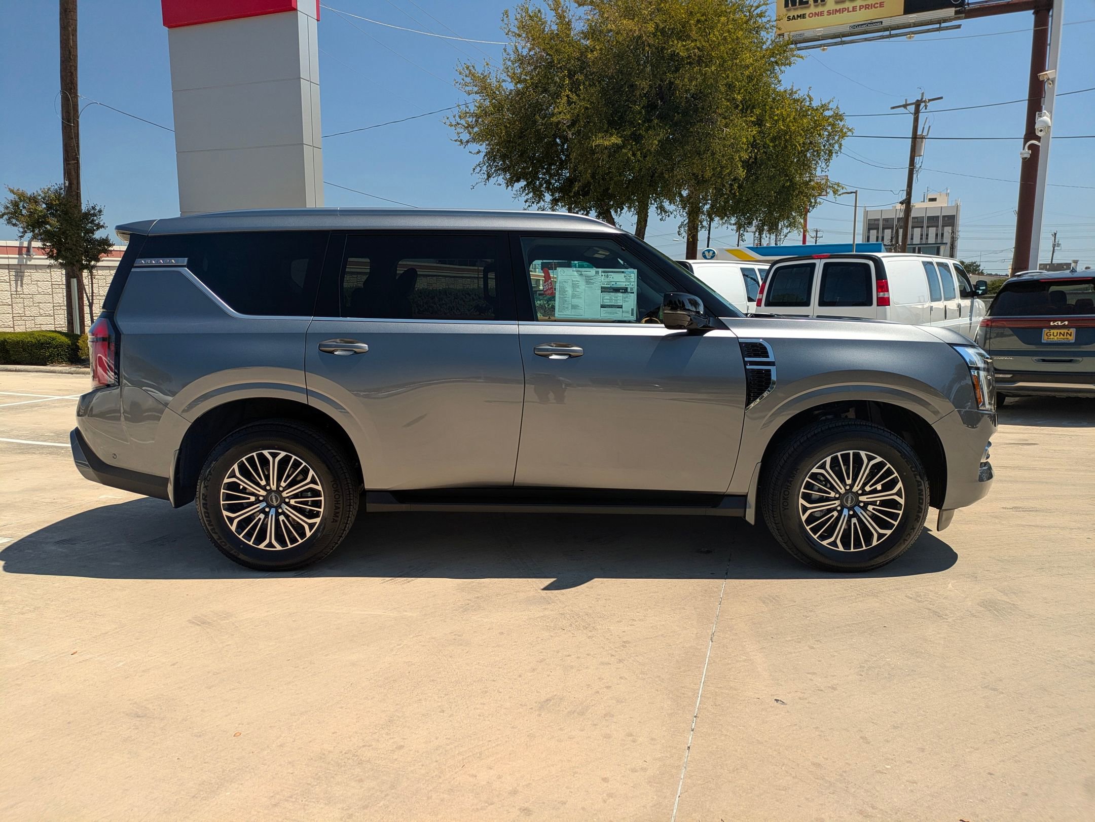New 2026 Nissan Armada SL image 2