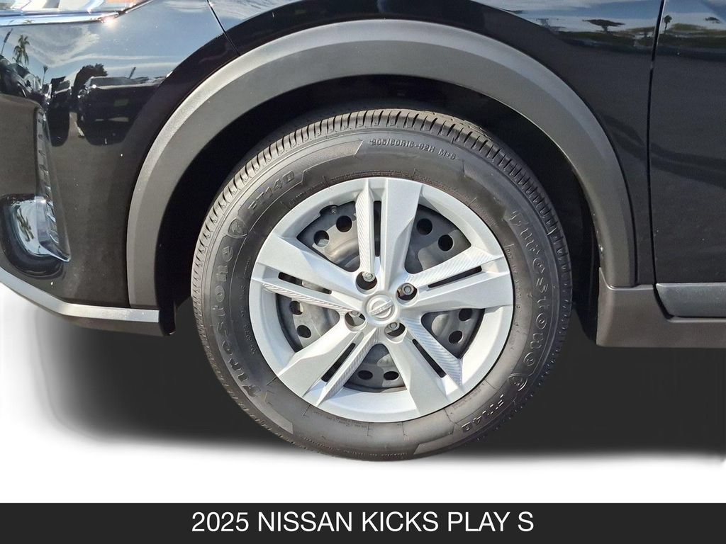 Used 2025 Nissan Kicks Play S FWD image 11