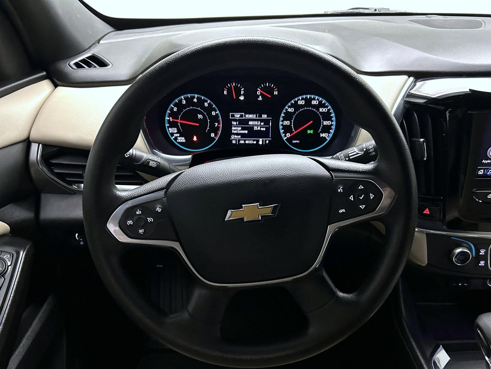 Used 2023 Chevrolet Traverse LS image 12